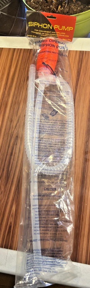 Dyna-Glo Hand Operated Siphon Pump Red Clear Plastic DH-10 Spill Less NEW - Image 2 of 4