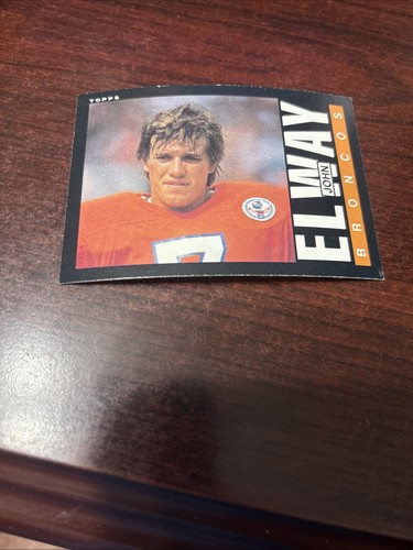 1985 Topps Football Complete Set (396) - Picture 4 of 5