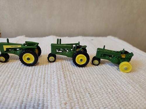 Vintage Ertl John Deere Milestones Set # 560 1/64 Plastic And Metal - Picture 8 of 8