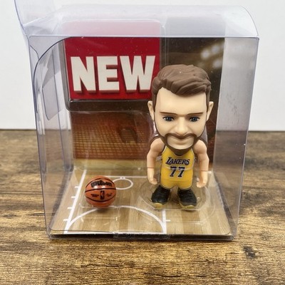 ZURU NBA Ballers Series 2 Luka Doncic LA Lakers #77 Yellow Jersey