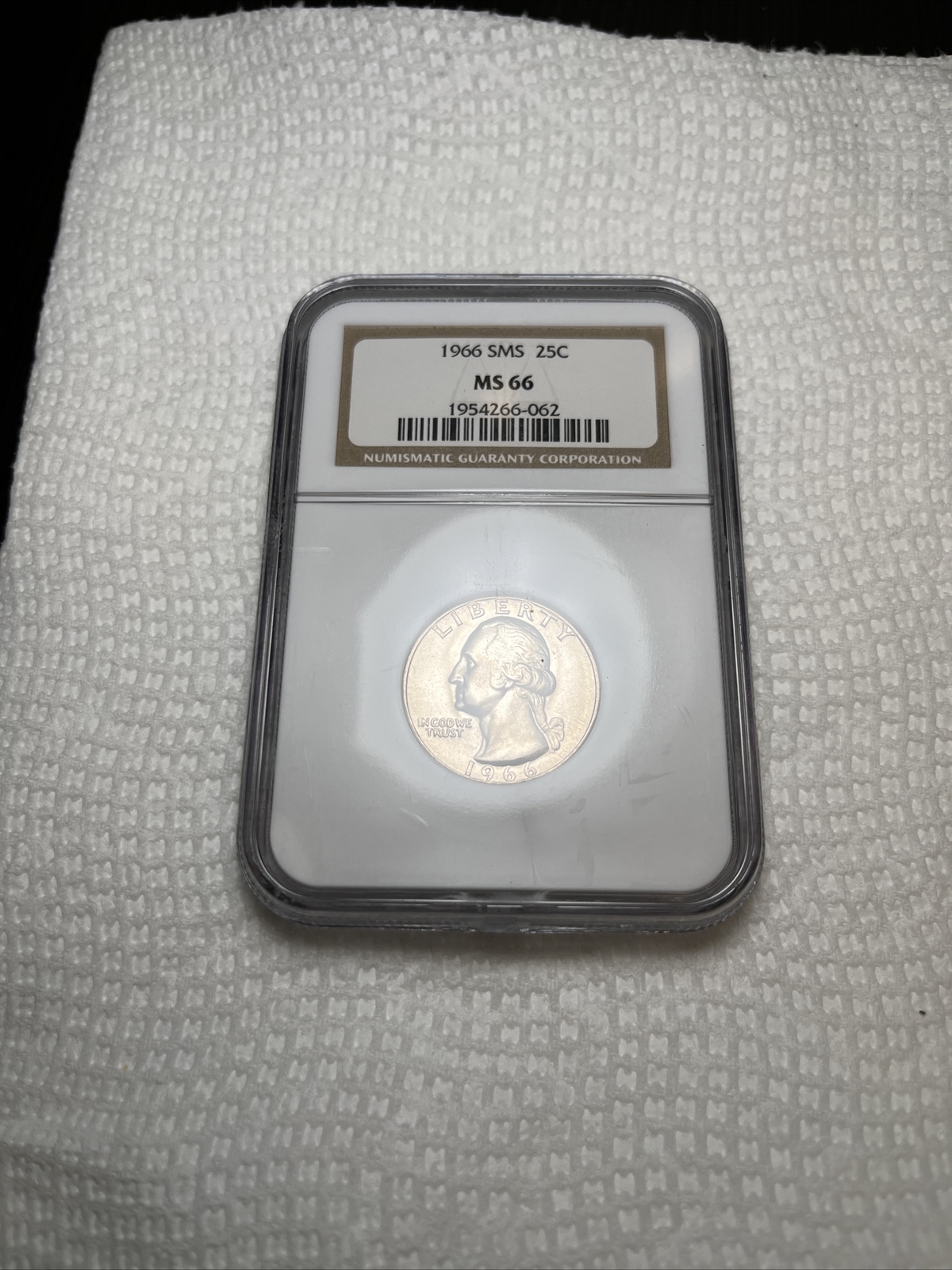 Picture 1 of 4