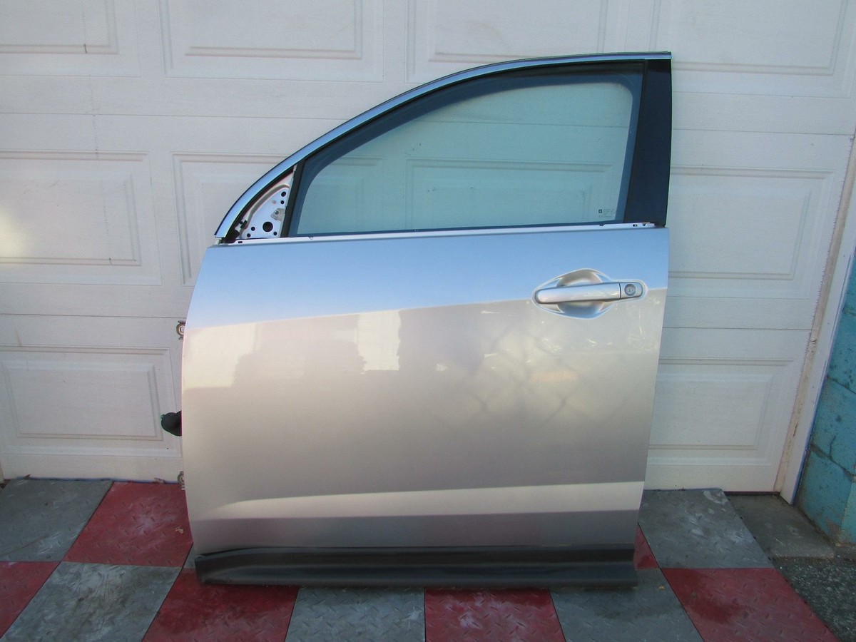 2010-2017 Chevrolet Equinox - LH Left Front Door Assembly w/ Glass