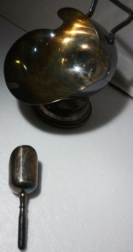 English Silver Plated Sugar Scuttle & Shovel Set - Picture 3 of 9