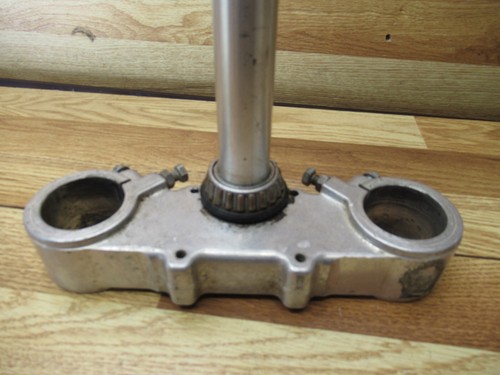 KTM 440 EXC MXC 1995 KTM 440 EXC MXC 1995 LOWER TREE CLAMP - Picture 4 of 5
