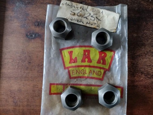 4 x NEW OLD STOCK ROAD WHEEL NUTS - FITS: LAND ROVER SERIES II & IIa / 2 & 2a - Imagen 3 de 3