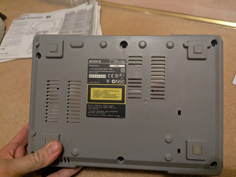 Sony PlayStation 1 PS1 SCPH-7002 PAL Console Bundled With Mod Chip Card, photo 2 of 5