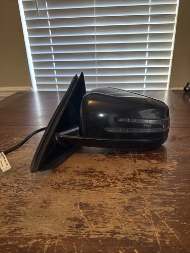 2010-2011-2012-2013 Mercedes Benz E350 Left Drivers Side View Mirror OEM. U