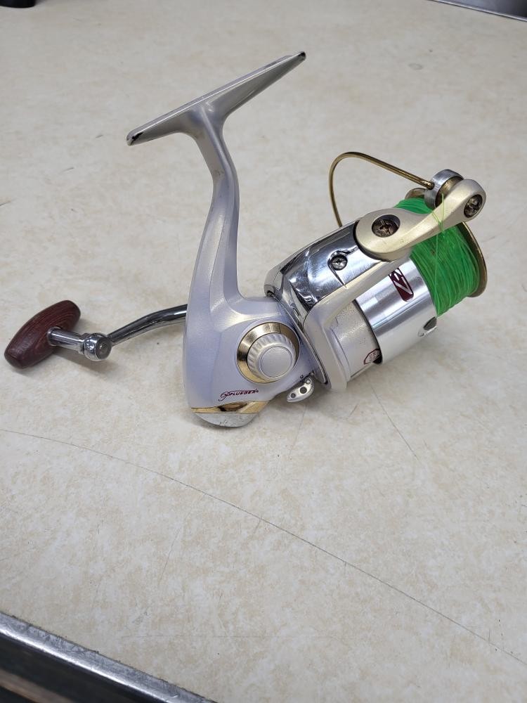 Pflueger Trion GX-7 Fishing Spinning Reel Pre-owned (WBP0170