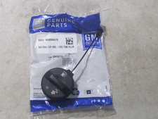 NEW GENUINE OEM GM Fuel Tank Cap 19432733