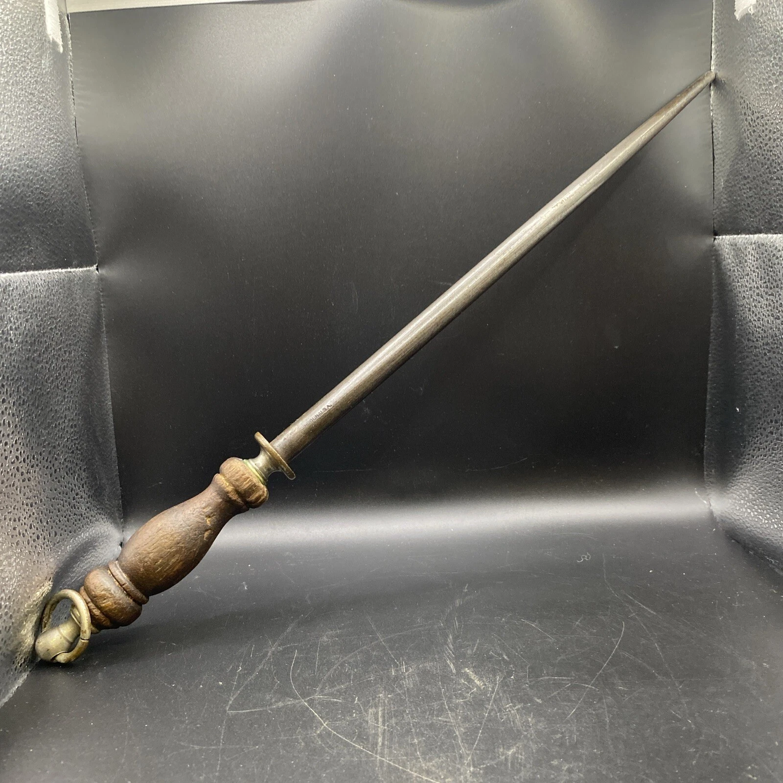 VTG 21” Knife Honing Steel Sharpening Tool Wood Handle -Lincoln USA
Opens in a new window or tab