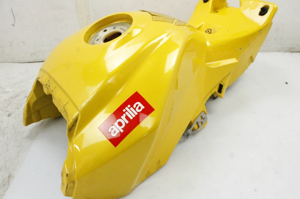 11 12 13 APRILIA TUONO V4R APRC OEM TANQUE DE GASOLINA DEPÓSITO DE COMBUSTIBLE GASOLINA B04327200NI Foto 3 de 4