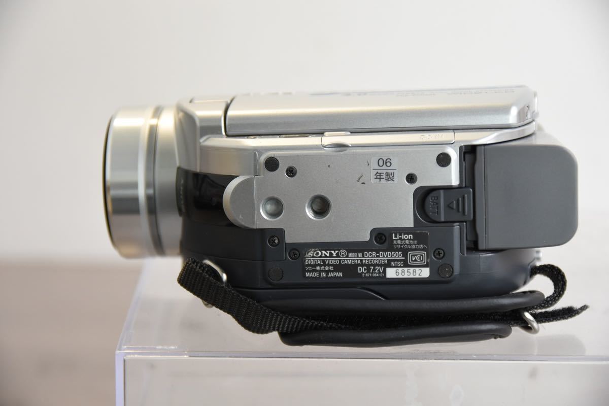 SONY DCR-DVD505 Handycam Digital Video Camera n22107 | eBay SONY DCR-DVD505 Handycam Digital Video Camera n22107 | eBay