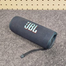 JBL Flip 6 Portable Bluetooth Portable Speaker System - Blue used  c