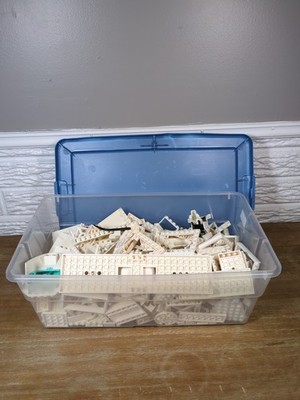 Lego bulk lot 2lb 6oz White And Off White Misc Lot