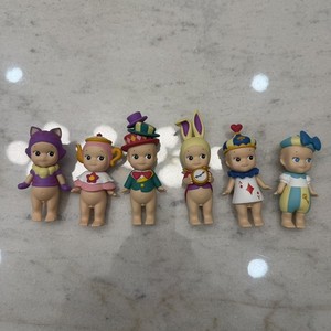 Figurine Sonny Angel Wonderland Modèle Secret 2022 – édition Rare – Neuve