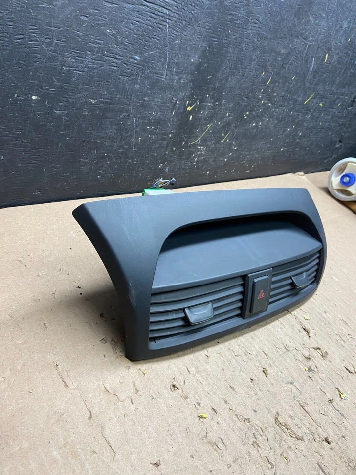 2004 a 2008 Acura TL painel frontal AC relógio central ventilação de ar T6018 DG - Imagem 3 de 4
