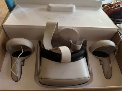 Meta Quest 2 Standalone VR Headset 256GB White Plastic Advanced Virtual Reality