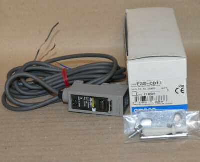 OMRON E3S-CD11 fotoelektrischer Sensor Schalter NEU OVP