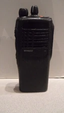 Motorola MTX850 800 MHz 16ch Two Way Radio AAH25UCC6GB3AN
