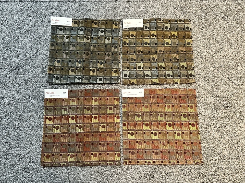 Lot of 33 Arc Com Fabric Sample Swatches Woven Bubbles Geometric Shapes Crafts - Image 2 of 4