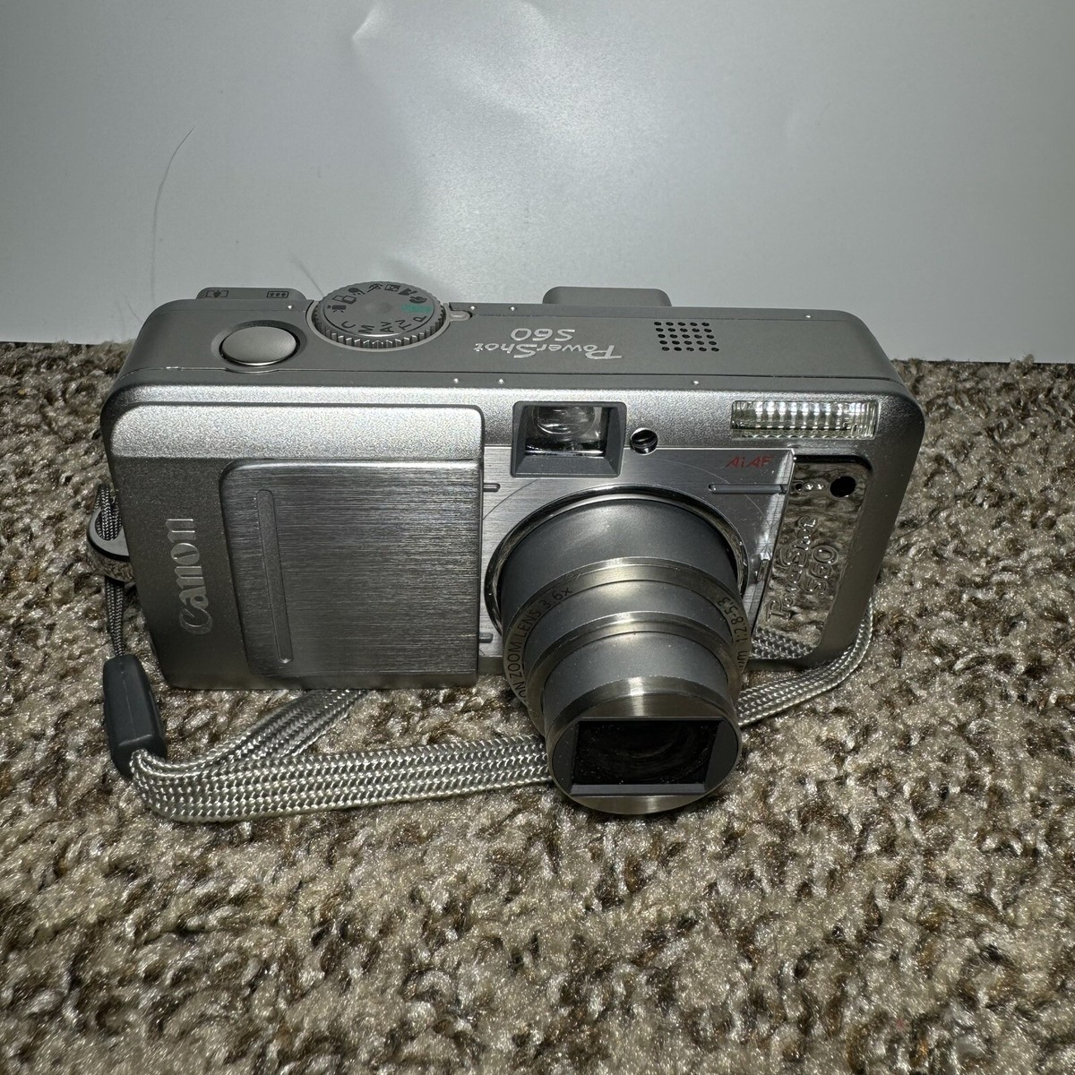 Canon PowerShot S60 コンパクトデジタルカメラ Canon PowerShot S60 5.0MP Digital Camera - Silver for sale