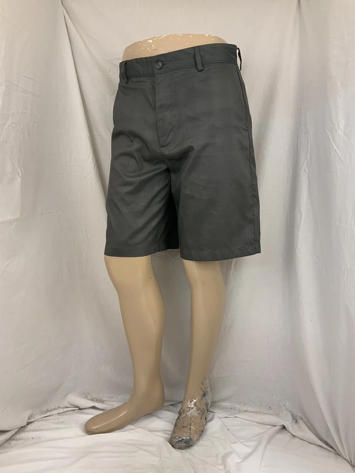 Pantalones Cortos de Golf Greg Norman Tasso Elba Talla 32 Gris Poli Frente Plano YGI Q2-137 Foto 2 de 4