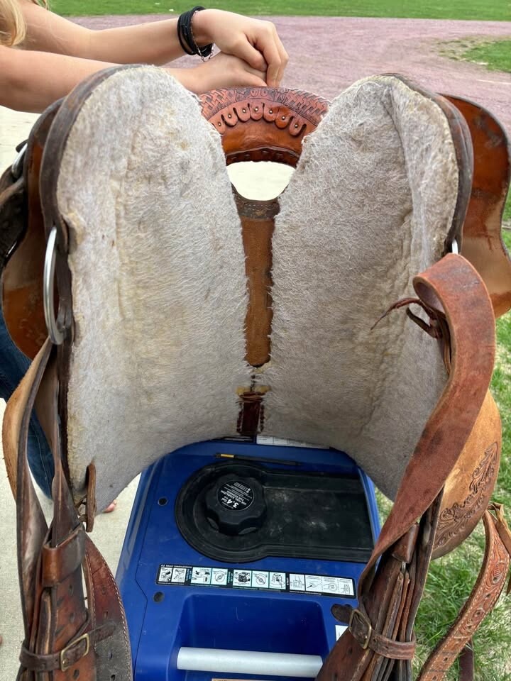 Connie Combs Barrel Saddle 14” FQHB 