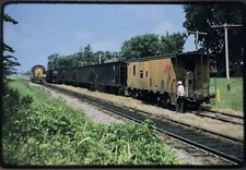 0037 Railroad Train CNW Caboose 1975 35 MM Slide Photo
