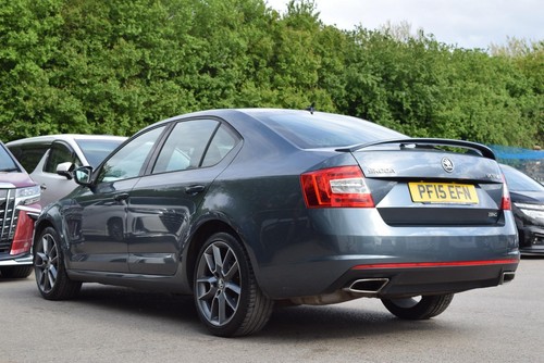 2015 SKODA OCTAVIA 2.0 TDI CR 184 VRS HATCHBACK MANUAL HUGE SPEC 2 KEYS NAVI - Picture 4 of 20