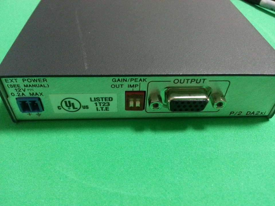 Amplificador de distribución Extron Versa Tools P/2 DA2xi, USADO Foto 3 de 4