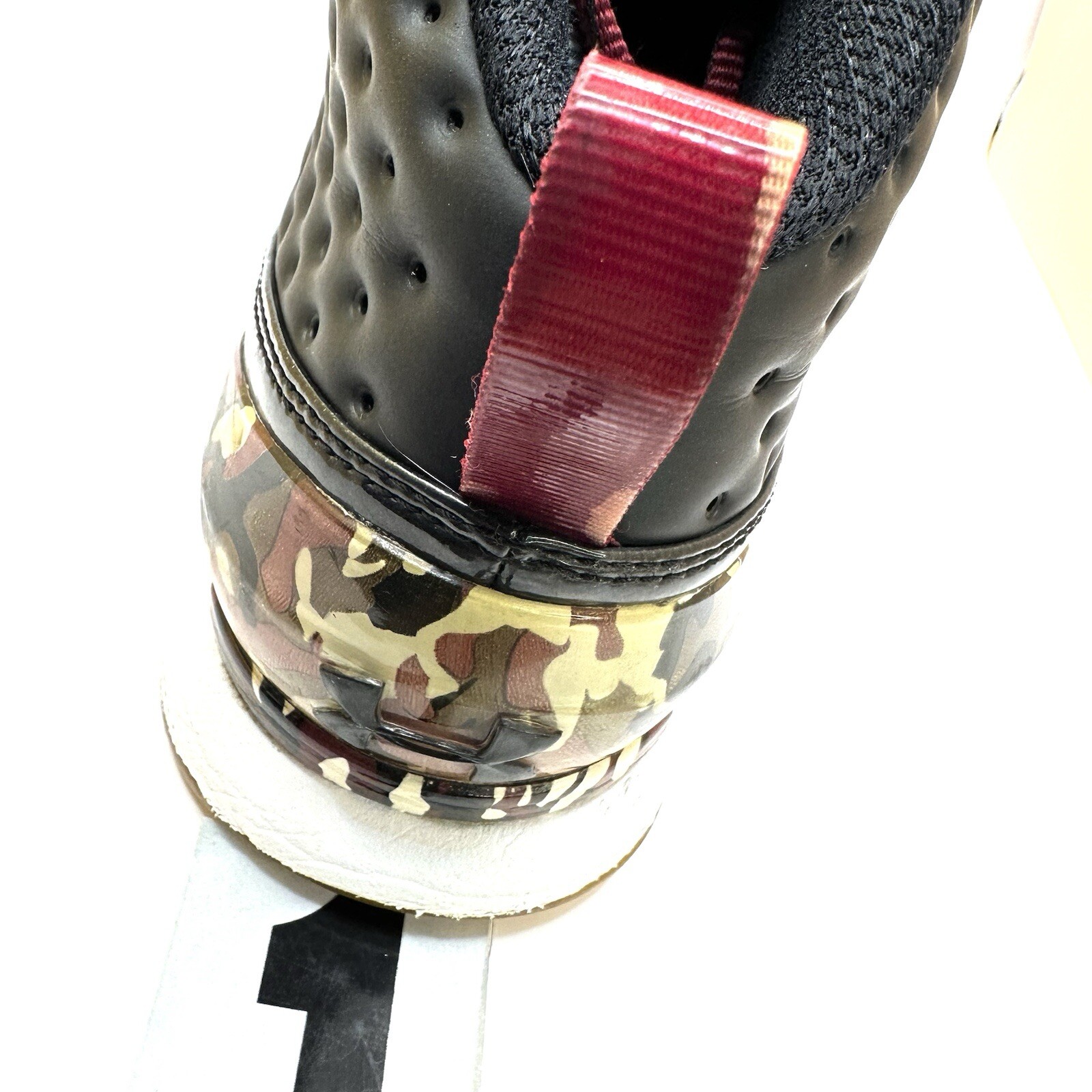 Picture 6 of 24
