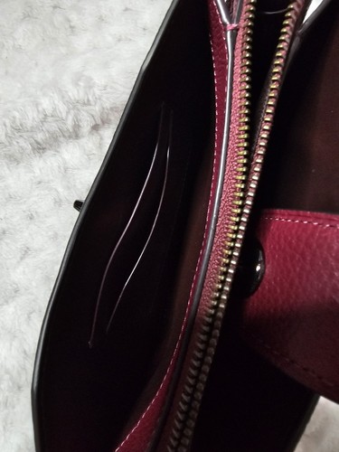 Bolso Bandolera Coach Metálico BERRY Cuero Turnlock 38934 Gunmetal Hardware Chai - Imagen 9 de 12