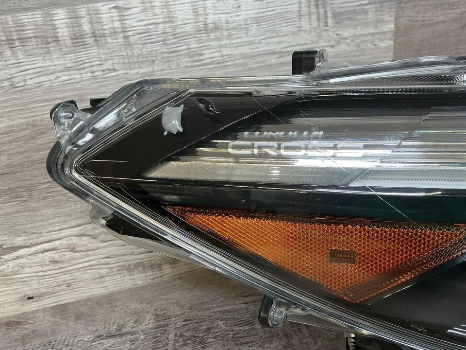 22-25 Toyota Corolla Cross RH Passenger Side Headlamp Assembly OEM Foto 4 de 4