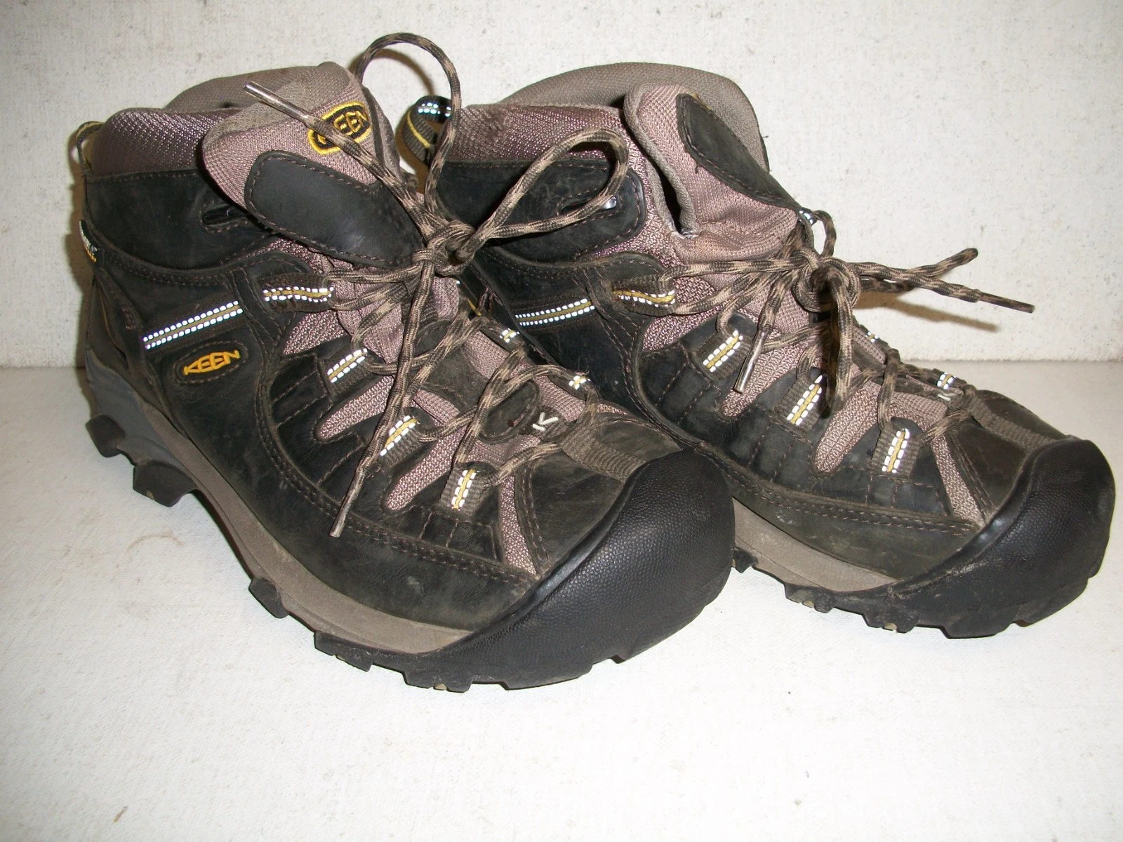 Keen Lace Targhee Hiking Boots Size 8- 1002375