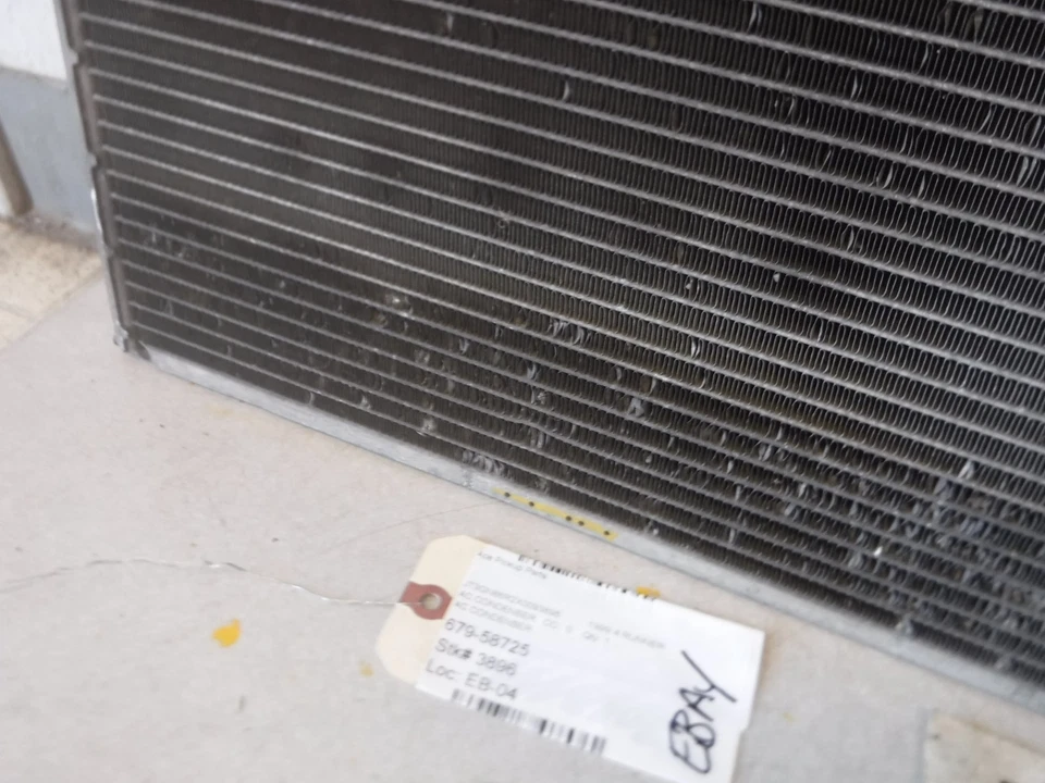 96-02 Toyota 4Runner AC Condenser OEM 8846135050 Foto 4 de 4