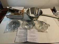 Food Mill Stainless Steel with 3 Discs Rotary Food Mills for Tomato Sauce Potato