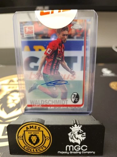 2019-20 Topps Chrome Bundesliga - Luca Waldschmidt #31 Autographs (AU)