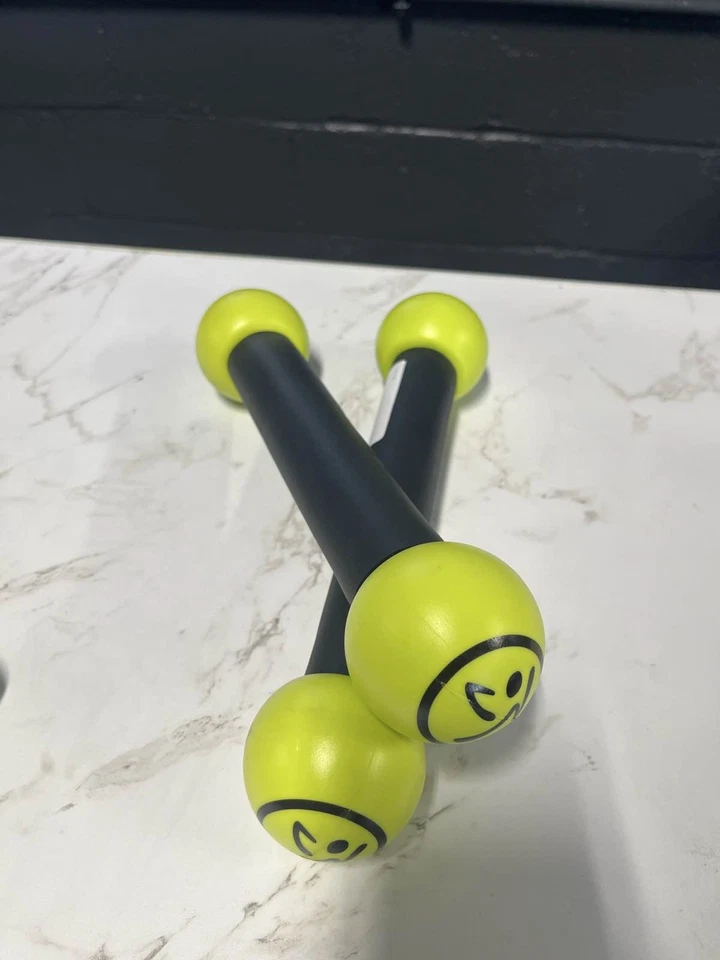 Zumba 1 lb Toning Sticks Set 2 Green Shaker Workout Weights - Image 2 of 2