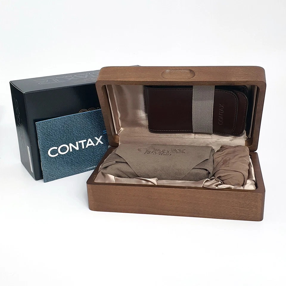 Contax T2 Gold 60 Years Limited Edition  (Brand New) - Image 3 of 4