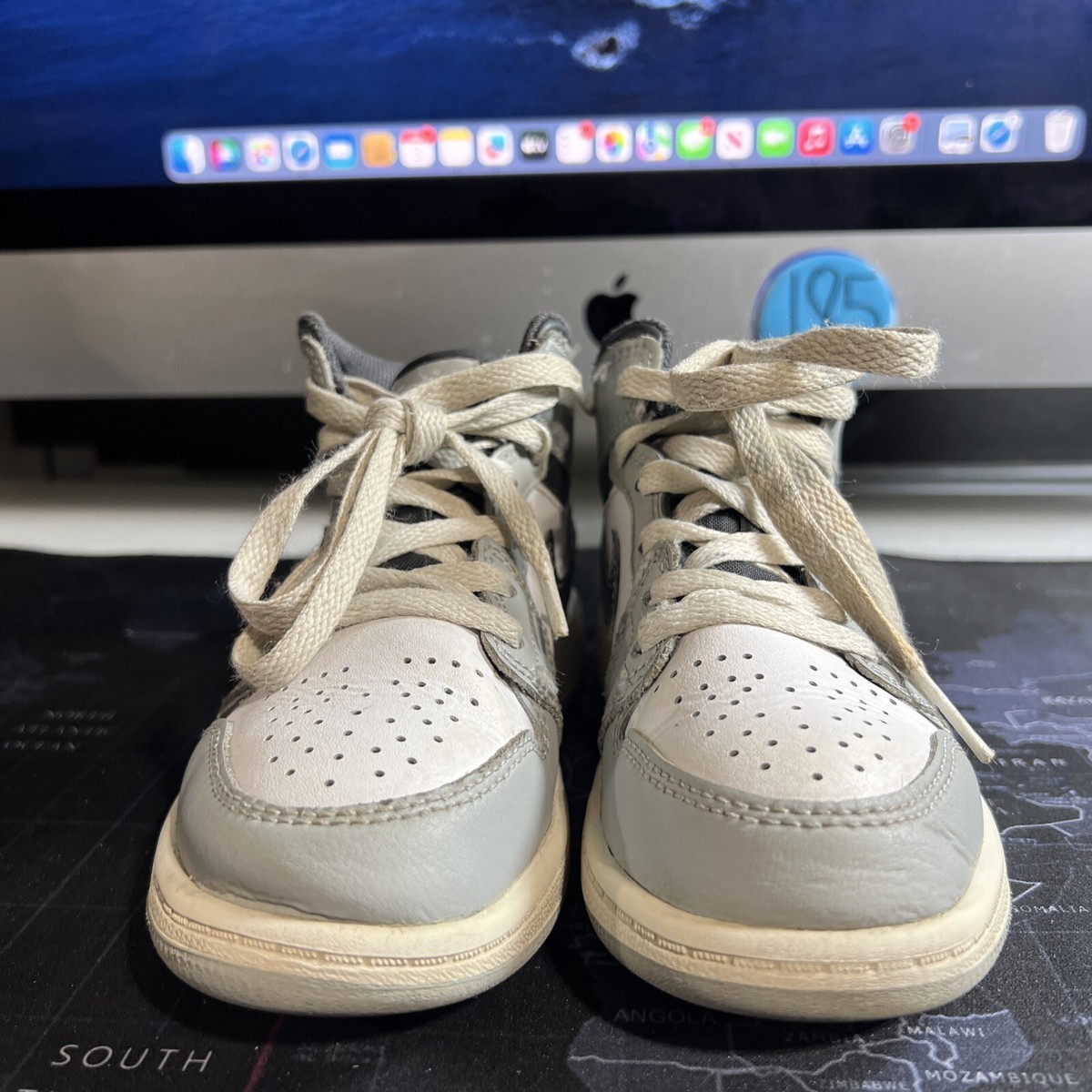 Nike Air Jordan Mid Light Smoke Grey 640734-078 Size 12C