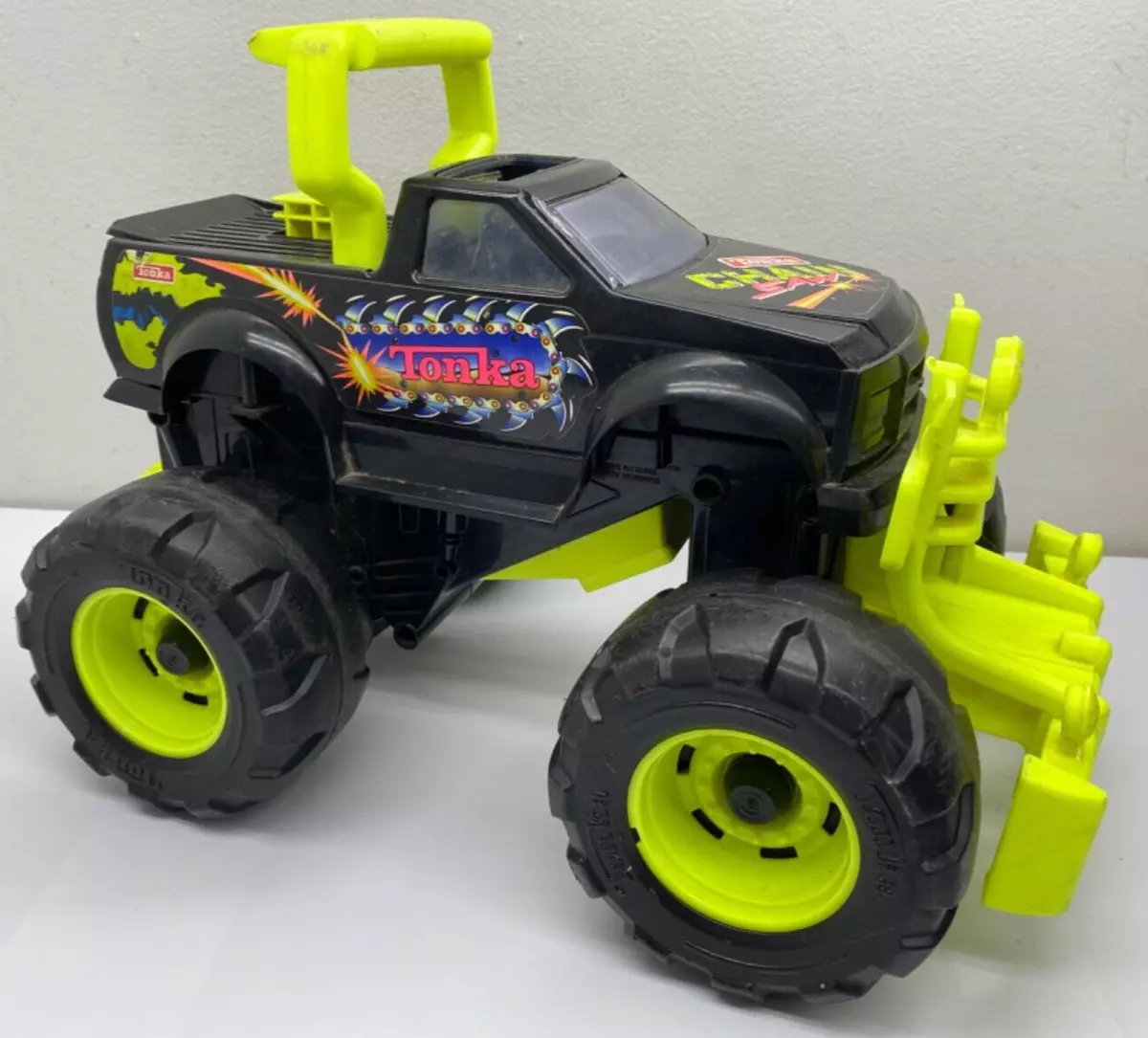 Tonka chainsaw store truck