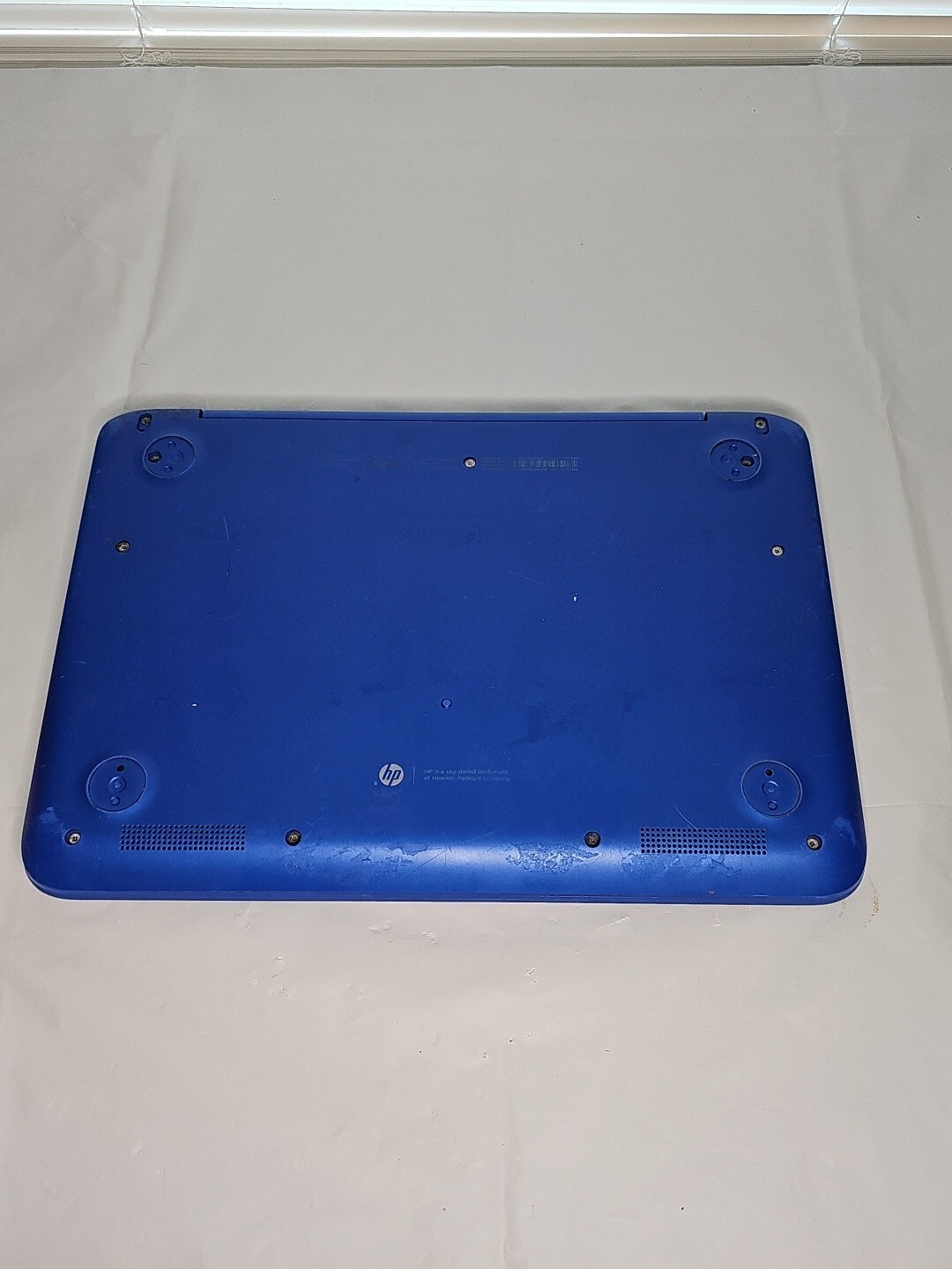 HP Stream 11-r010nr Intel Celeron N 2.16GHz 2GB RAM 32 GB Notebook - Cobalt Blue - Picture 3 of 5