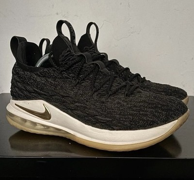 Nike LeBron 15 Low  Metallic Gold  UK-Größe 8,5 AO1755-001