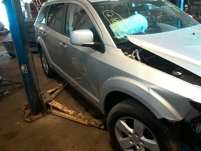 Tracción delantera trasera Crossmember/K-Frame a través de 12/13/15 para 09-16 Journey 10204701 Foto 2 de 4