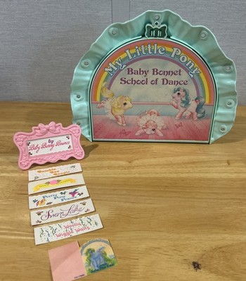 Vintage 1986 My Little Pony Baby Bonnet School Of Dance + Dance Signs