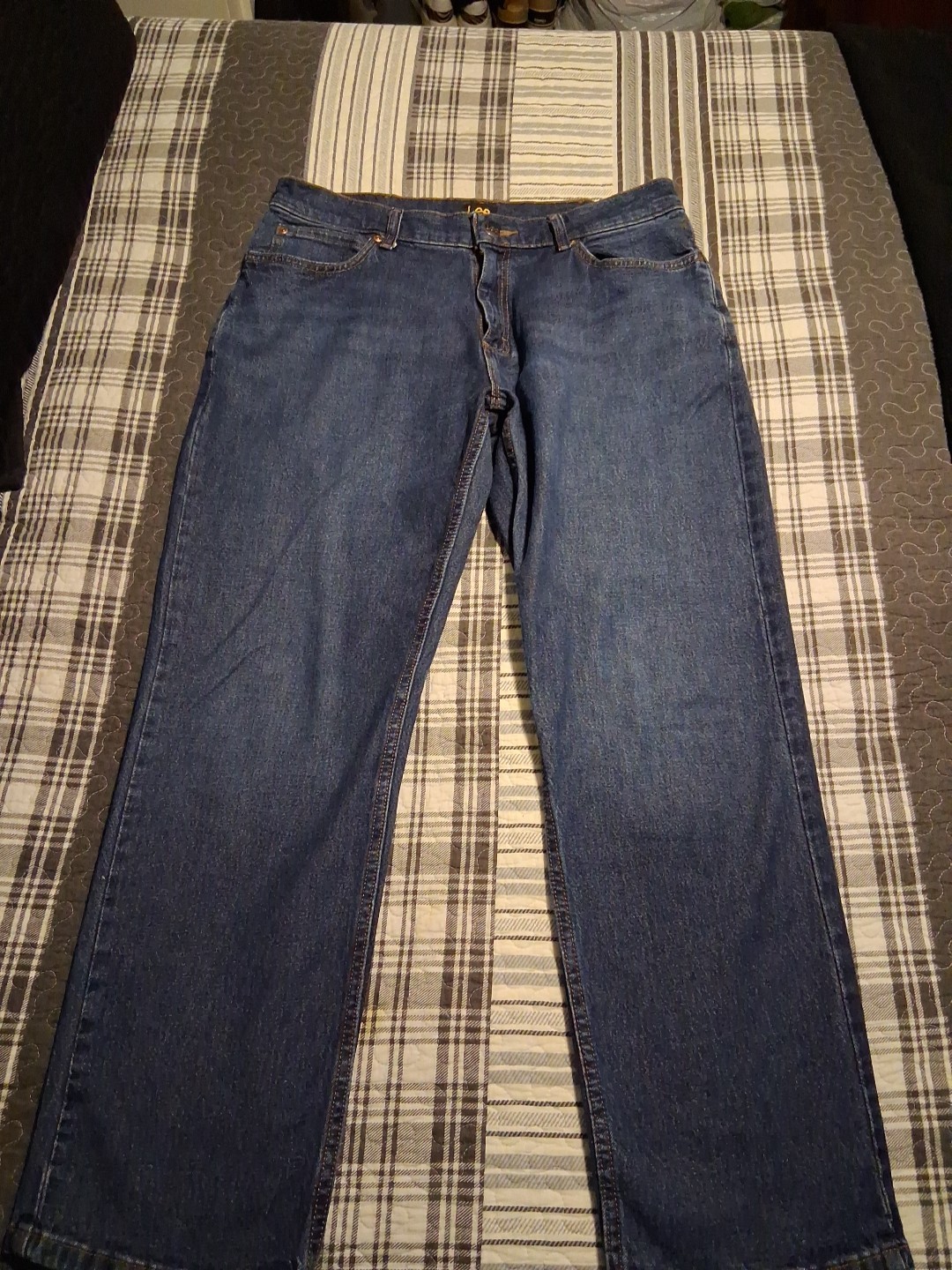 Picture 1 of 6