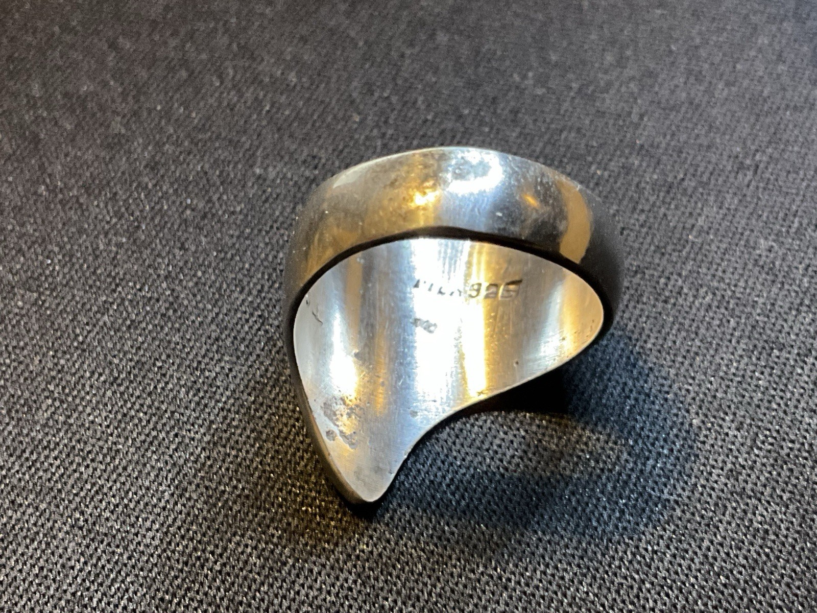 925 Sterling Silver Solid Modernist Ring Size 7.5 - image 4