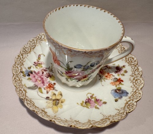 Antique Fluted Dresden Porcelain Demitasse Tea Cup & Saucer with Gilded Edge - Picture 2 of 14