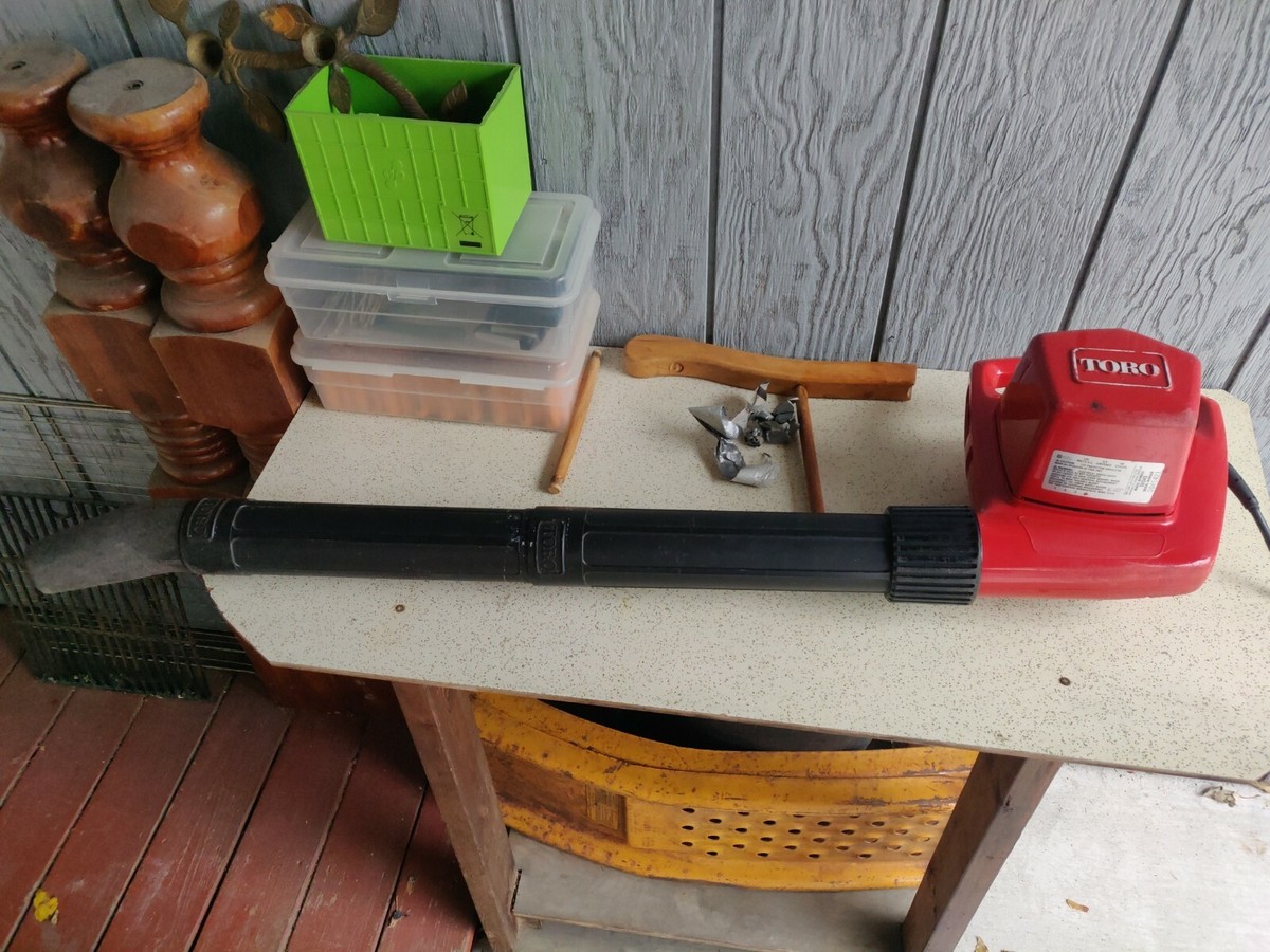 TORO 550 TBX RAKE -O-VAC MODEL 51545 Leaf Blower (Local Pickup
