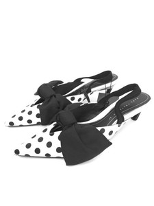 zapatos de lunares de zara